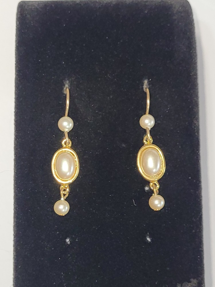 LCI Liz Claiborne Vintage Gold Tone Earrings Faux Pearl Beaded Hook Fashion