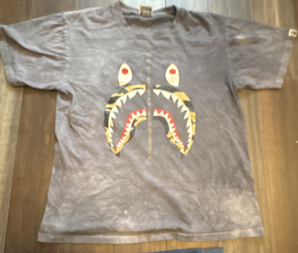 A Bathing Ape BAPE Shark Graphic Tee Gray XL Short Sleeve Crew Neck Cotton
