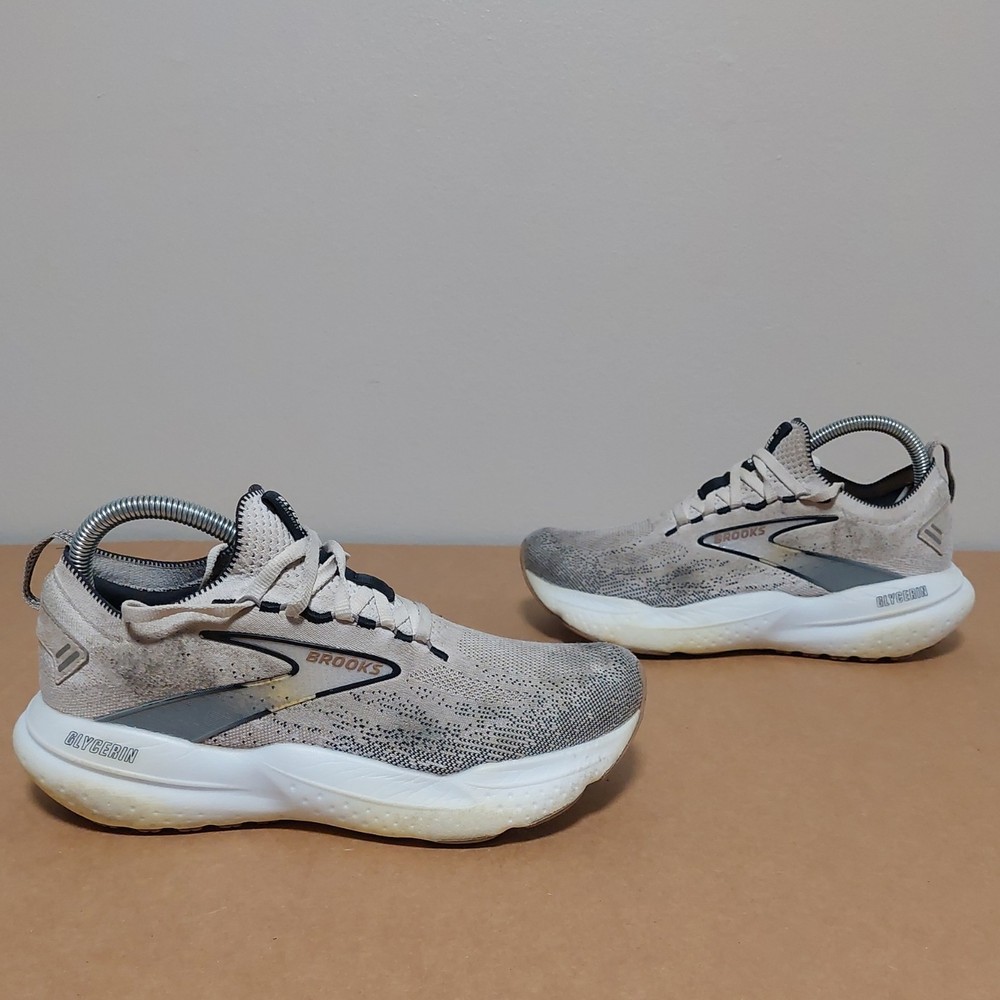 Brooks Womens Glycerin SF 21 1204101B135 Beige Running Shoes Sneakers Size 8.5 B