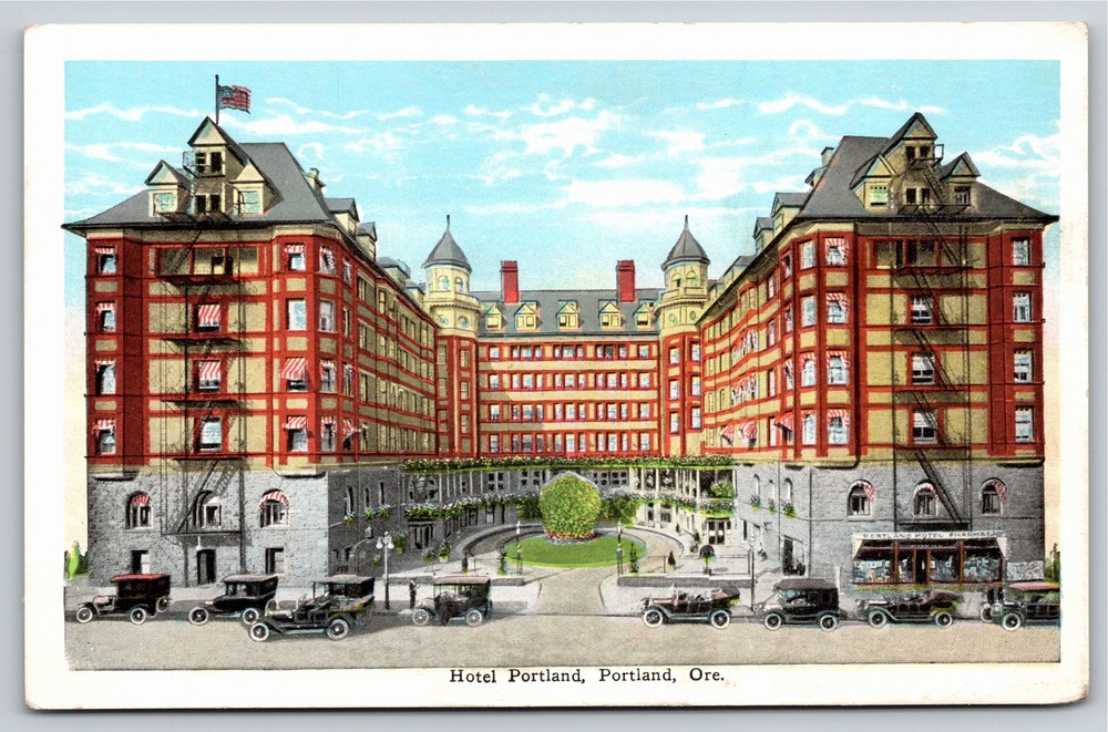 Portland Oregon~Air View Hotel Portland~Vintage Postcard
