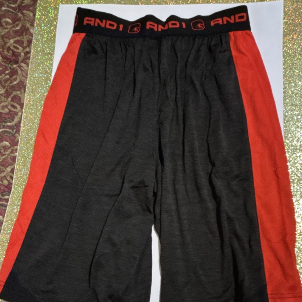 AND1 Men’s M Basketball Shorts Black/Red Mesh Athletic Drawstring Colorblock