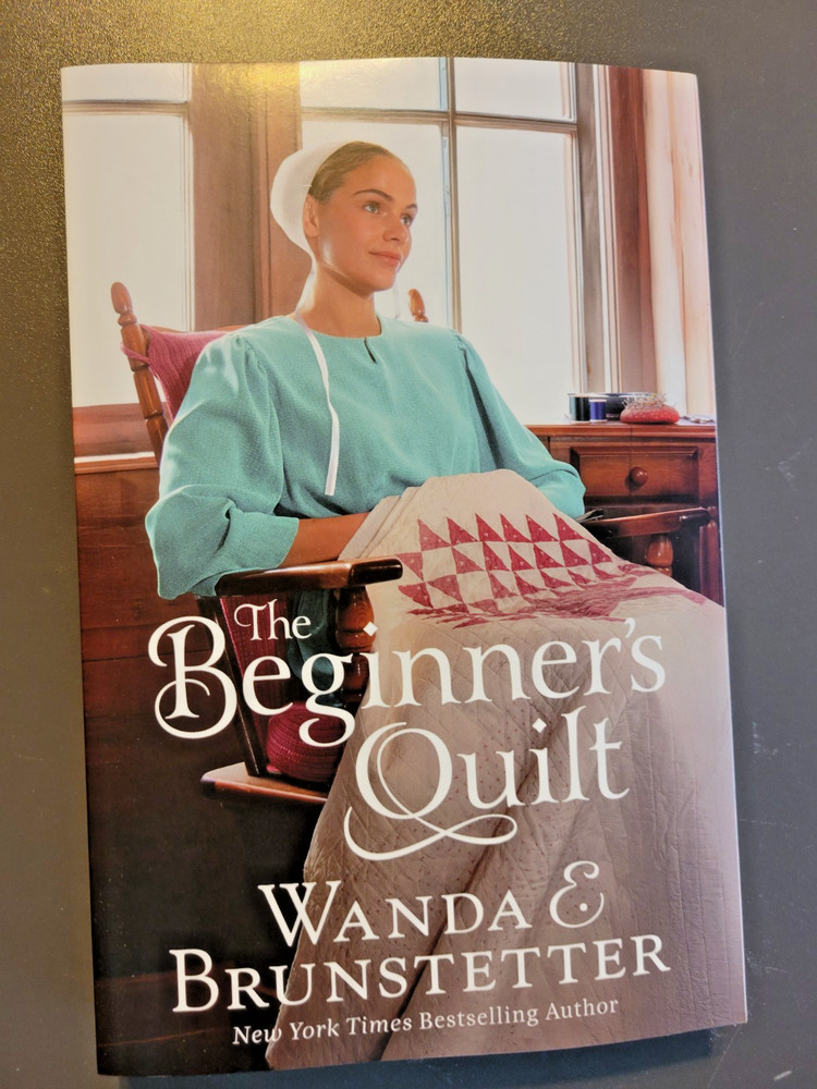 The Beginner's Quilt by Wanda E Brunstetter - NYT Bestselling Author - Paperback