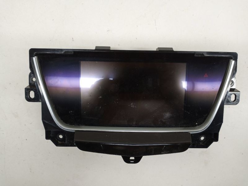 Audio Equipment Radio Control Panel Includes Display Fits 18-19 XT5 3660626