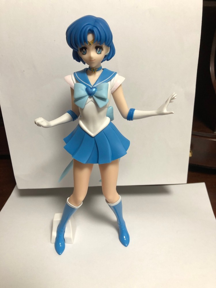 Sailor Moon Eternal Super Sailor Mercury Glitter & Glamours 9'' Figurine Type A