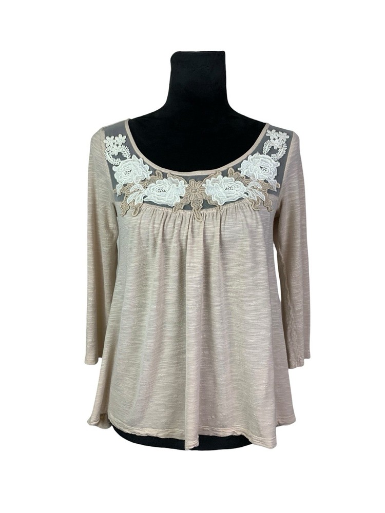 Anthropologie Meadow Rue Size XS Beige Embroidered Floral Blouse