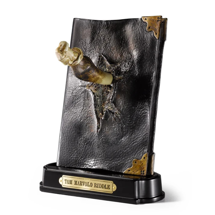 [Harry Potter] Tom Riddle's Diary Basilisk Fang Collection From JP NEW