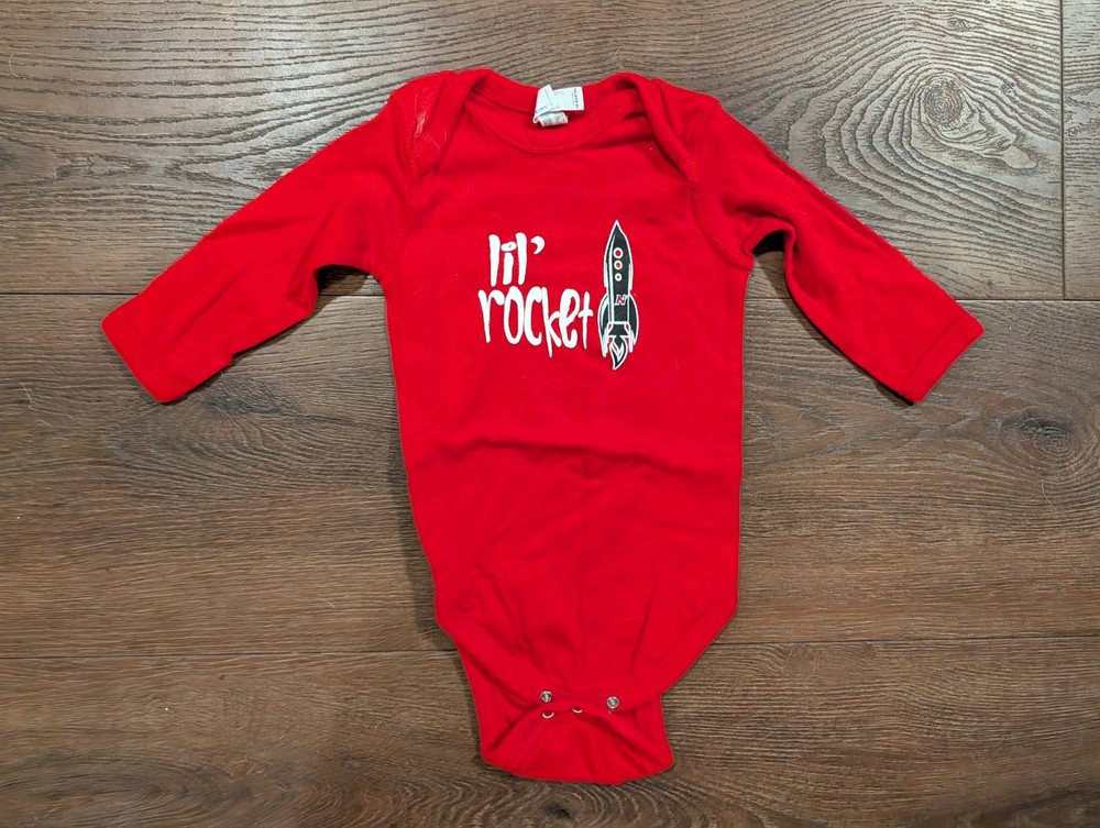 New Neenah Wisconsin Rockets Baby 18 Months One Piece Bodysuit Outfit