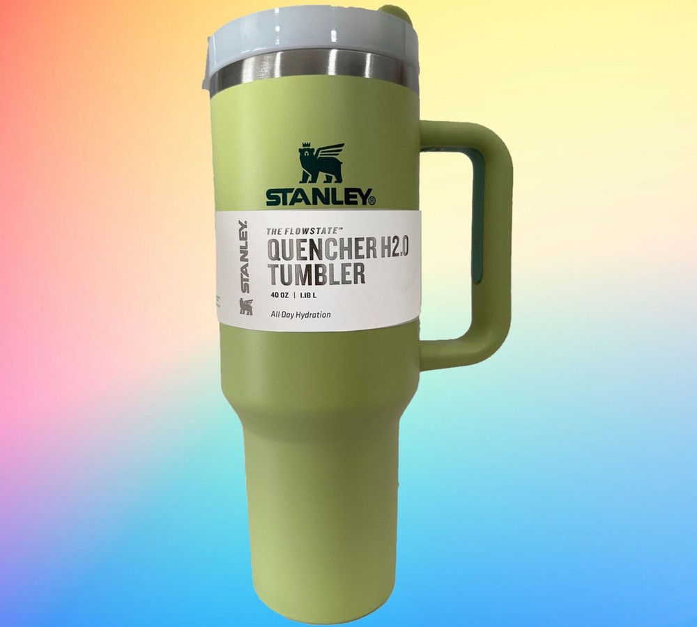 Stanley 40oz H2.0 FlowState Tumbler in Bay Leaf Green