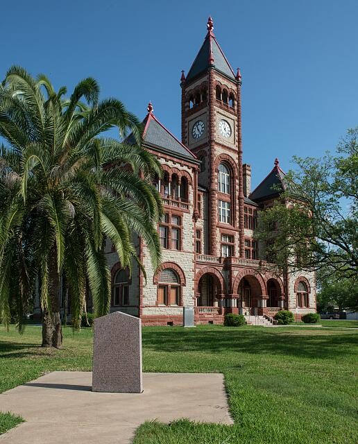 Photo:Cuero Texas DeWitt County Courthouse 2014 Historic Clock Tower