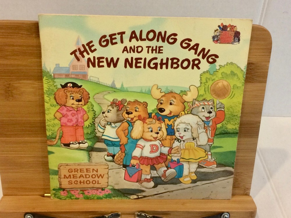 Vintage 1984 The Get Along Gang and the New Neighbor Book