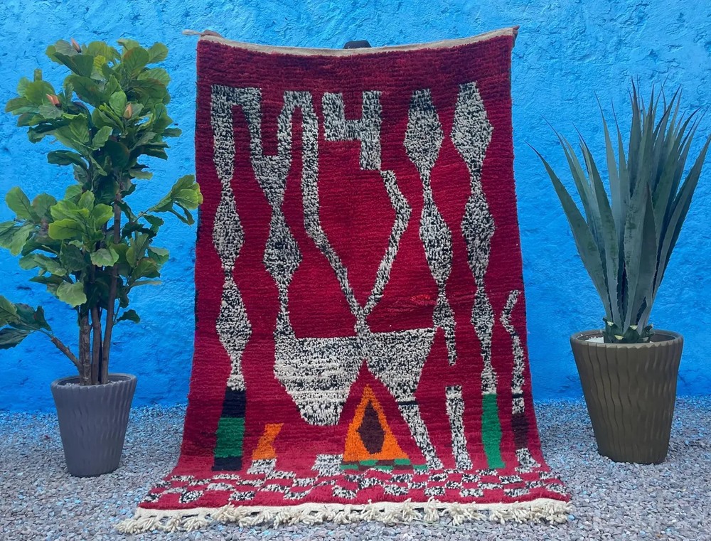 Handmade Moroccan Wool Rug: Colorful Berber Carpet