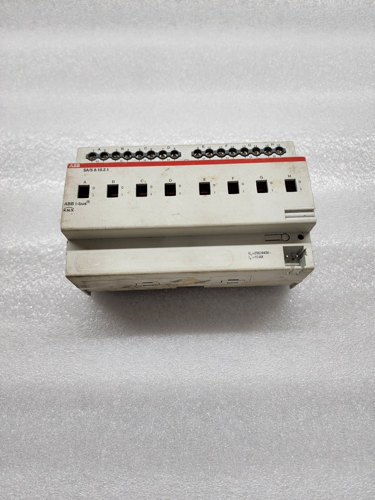 Abb Sa/S 8.10.2.1 Switch Actuator 2Cdg110157R0011