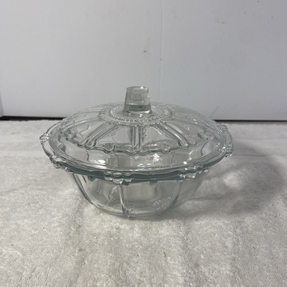 7-Inch Clear Glass Candy Bowl with Cover for Sweets