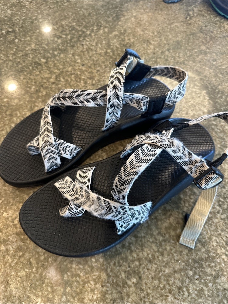 Chaco ZX1 Classic Sport Sandals for Women Size 10 White Black Hiking Toe Loop