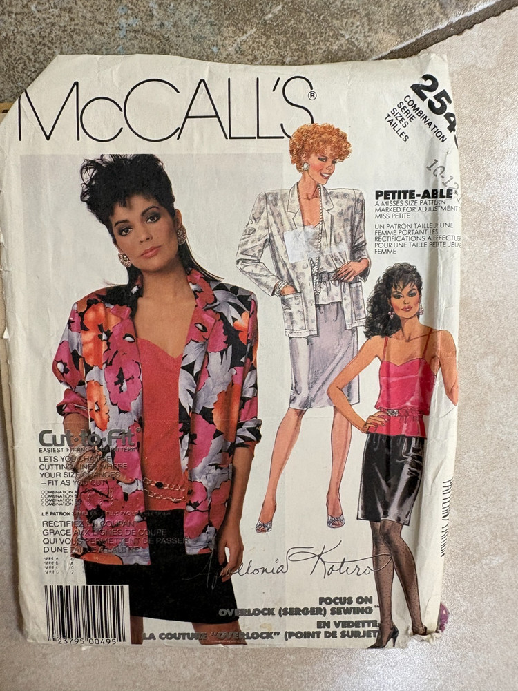 McCalls 2549 sewing pattern: Skirt, Tank and jacket, Sz 10-14 UNCUT