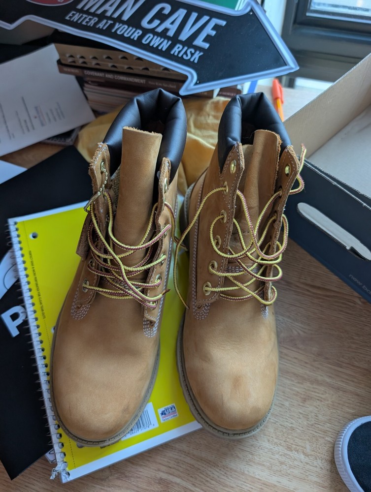 Men's Timberland Boots Size 7 – Rugged & Durable Footwear