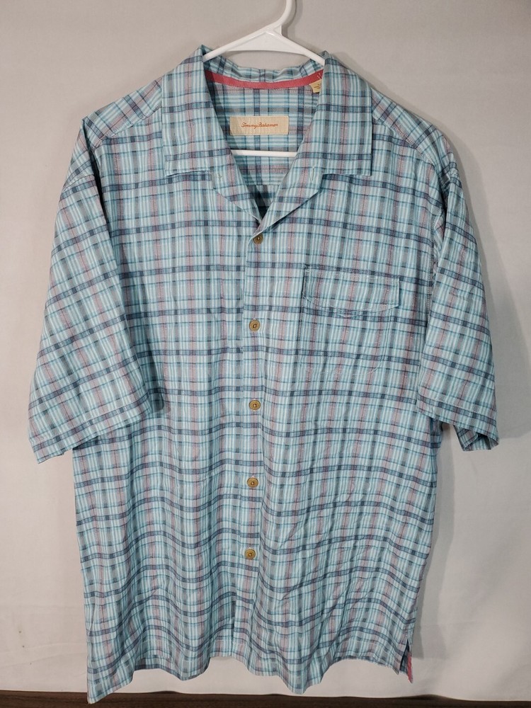 Tommy Bahama Button Up Shirt Men's Size Large Short Sleeve One Pocket 100% silk