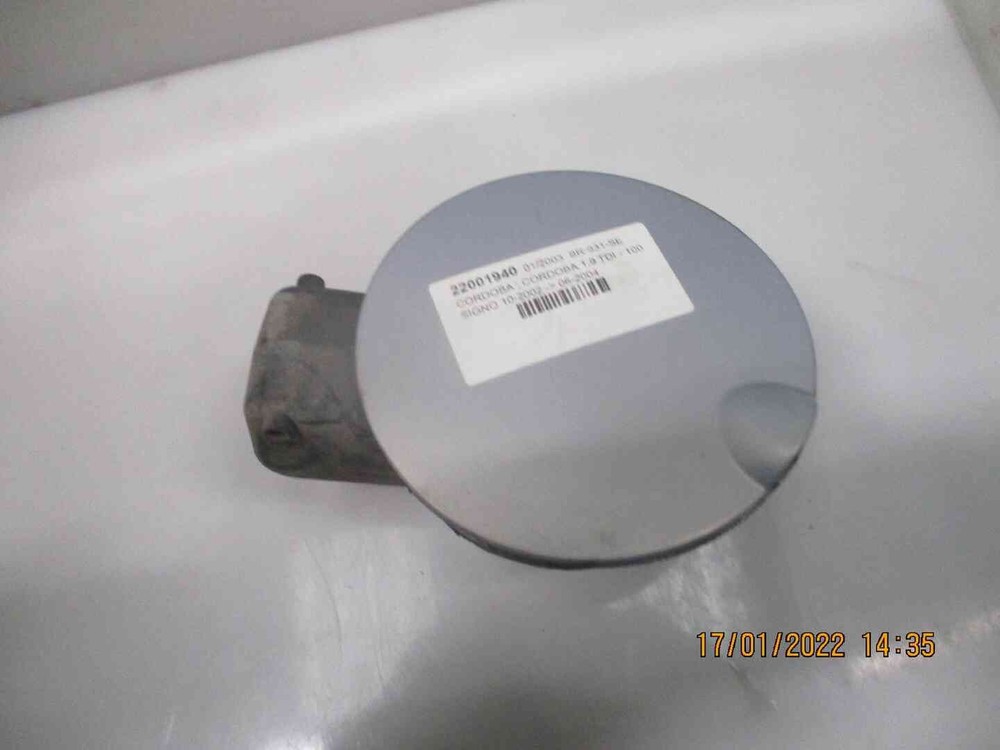 Hyundai I20 I Fuel Hatch Flap 695101J000