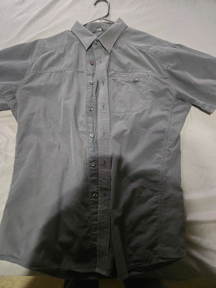 ArcTeryx men's medium short sleeve button-up hiking shirt  