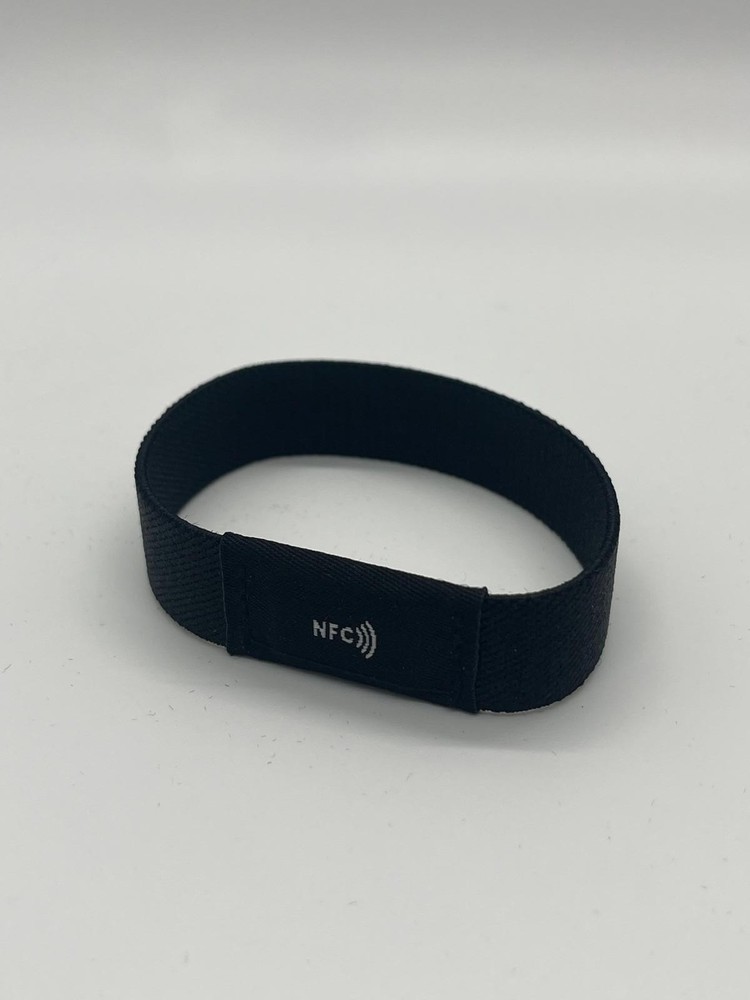 Black NFC Smart Wristband – Scan and Share Your Info/Brand Instantly!