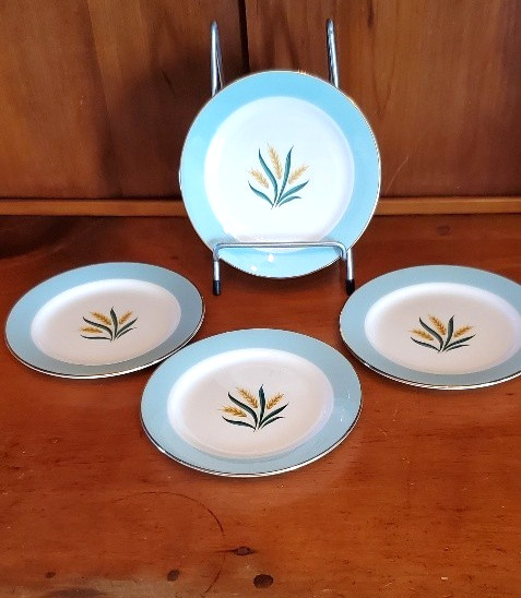 🔥Set of 4 Vintage Homer Laughlin International Viking Wheat  Dessert  plates