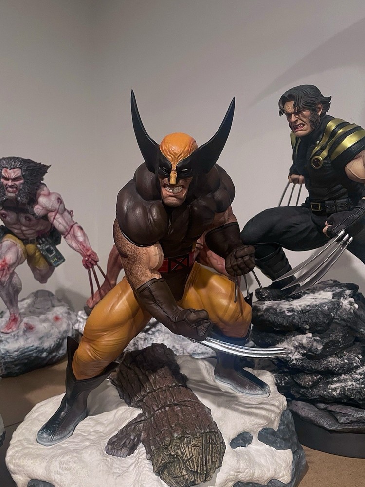 Custom MadX Brown Wolverine 1/4 Scale Statue
