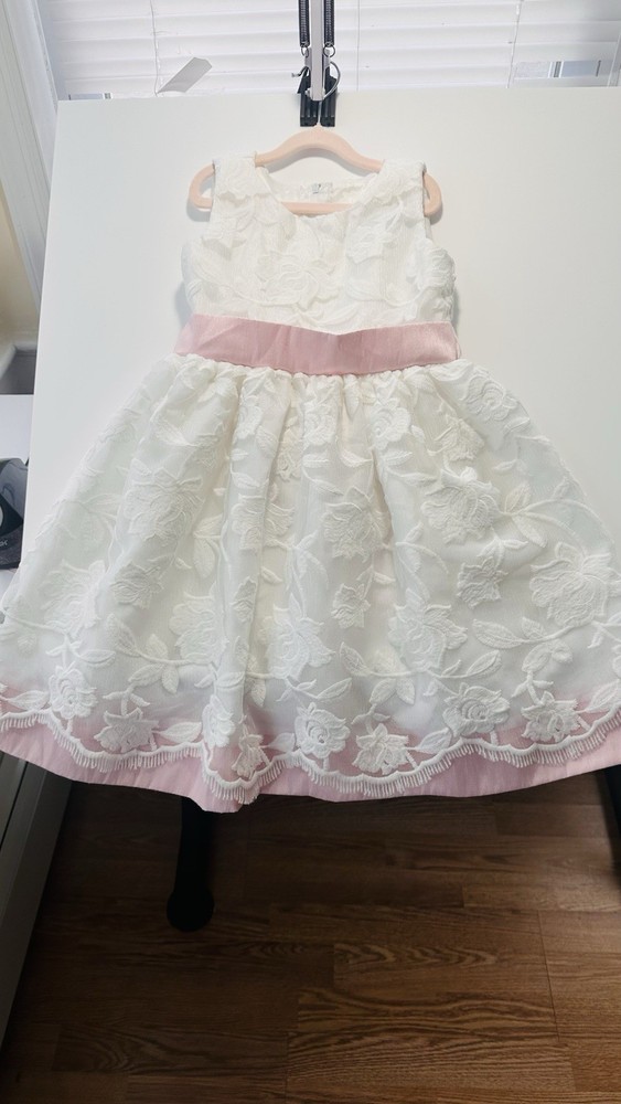 Girls White & Pink Floral Lace A-Line Dress with Bow – Size 4