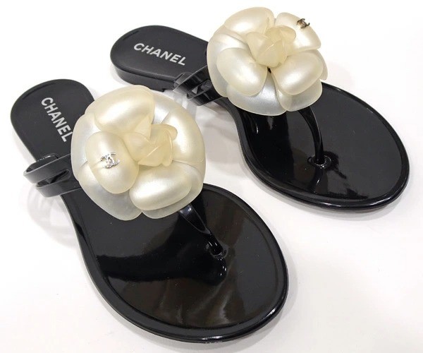 CHANEL Camellia COCO MARK Rubber Thong Sandals Women Size 37 Black