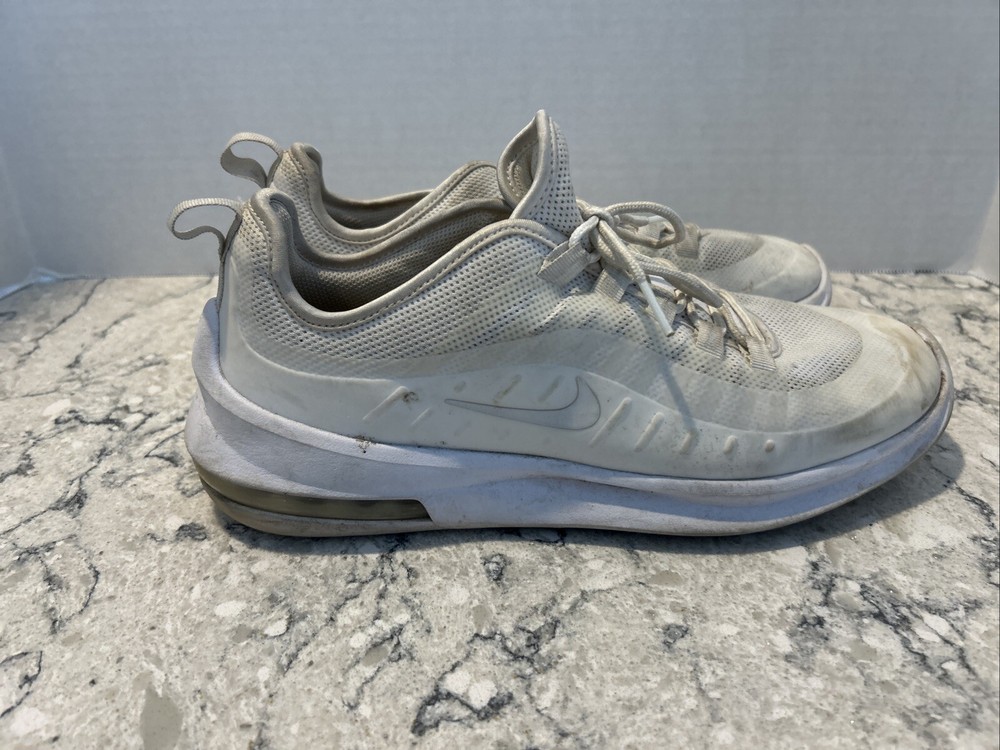Nike Air Max Axis White Sneakers - Size 9 AA2146-107