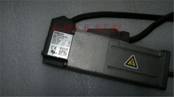 Used 1Pcs Servo Motor Omron R88M-G10030H-B Plc Module bz