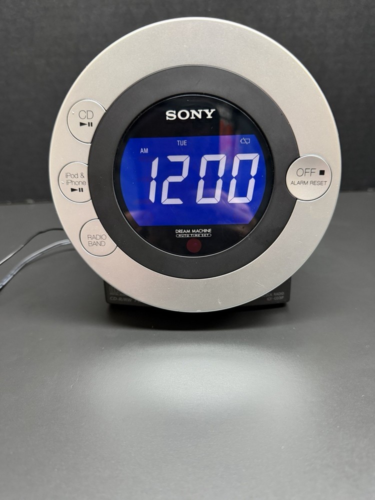 Sony Dream Machine ICF-CD3iP FM AM Clock Radio w/CD Player iPhone Dock Tested