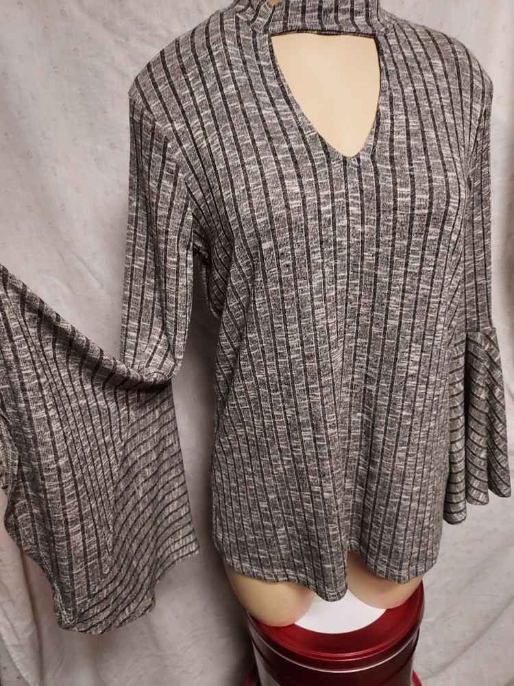John Paul Richard womens M top NWT gray, black & white Bell Sleeve