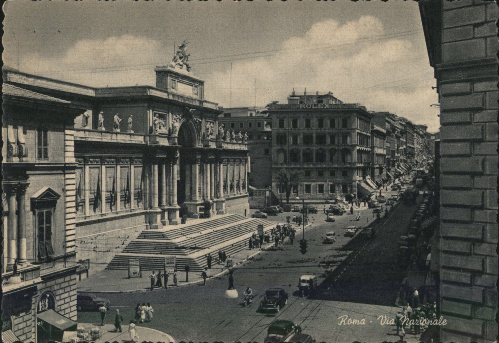 Rome, Italy Via Nazionale Original Vintage Postcard