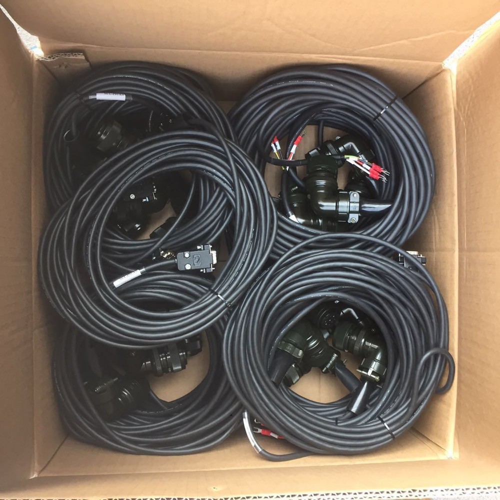 cable MR-D05UDL1M-B NEW FREE EXPEDITED SHIPPING #F8