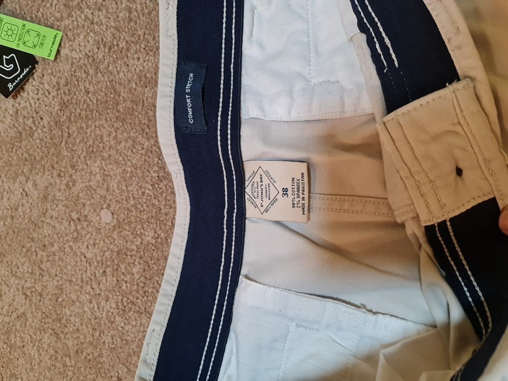 St John's Bay Mens Cargo Shorts Size 38 Comfort Stretch Beige Cotton Blend