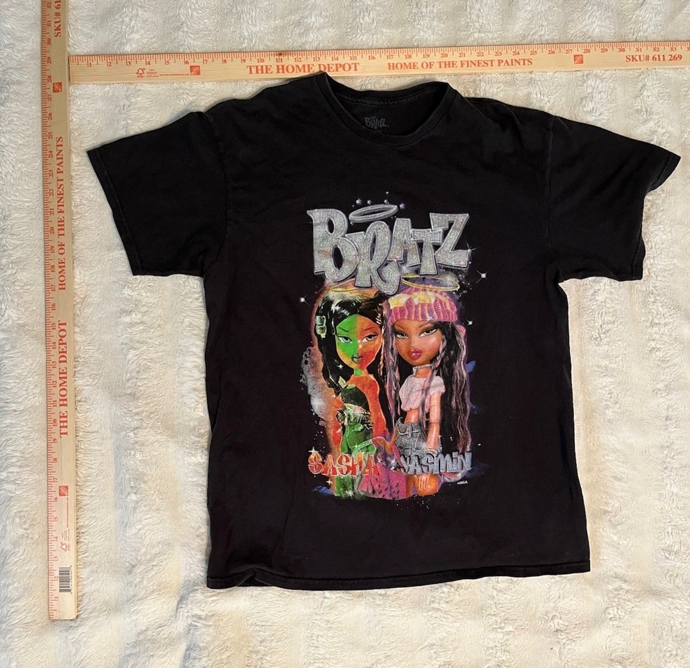 Vintage Y2K Bratz Shirt Men L Large T-Shirt Graphic Tee Cotton Sasha Yasmin