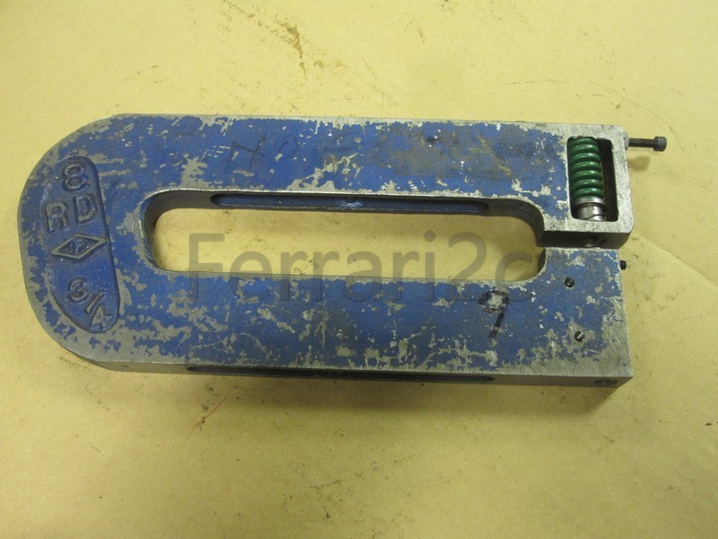 Pierce All C-Frame 8-RD-3/4