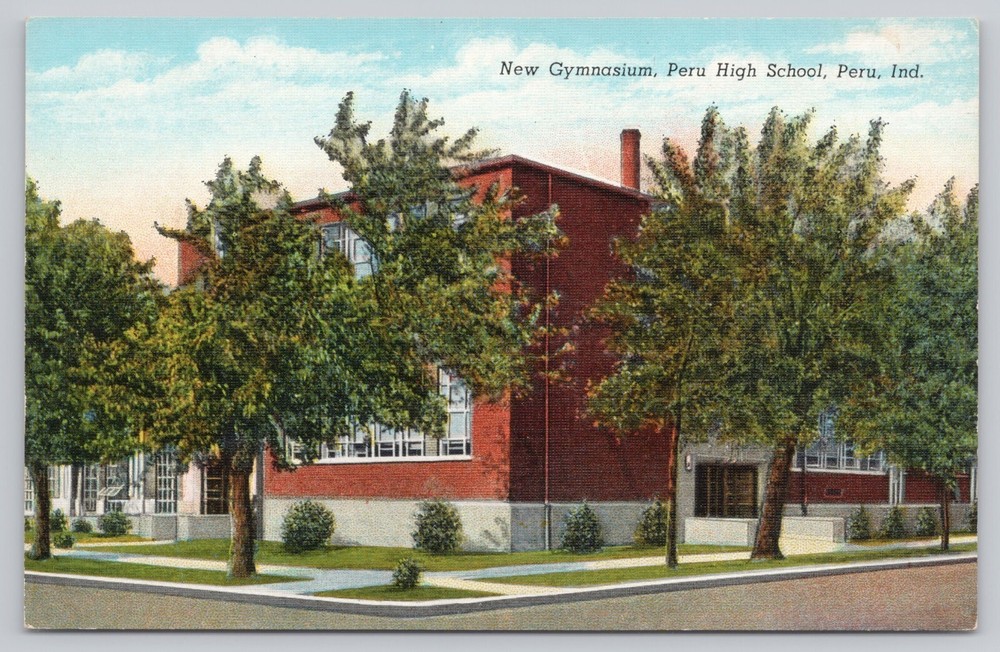 Peru Indiana, High School New Gymnasium, Vintage Postcard