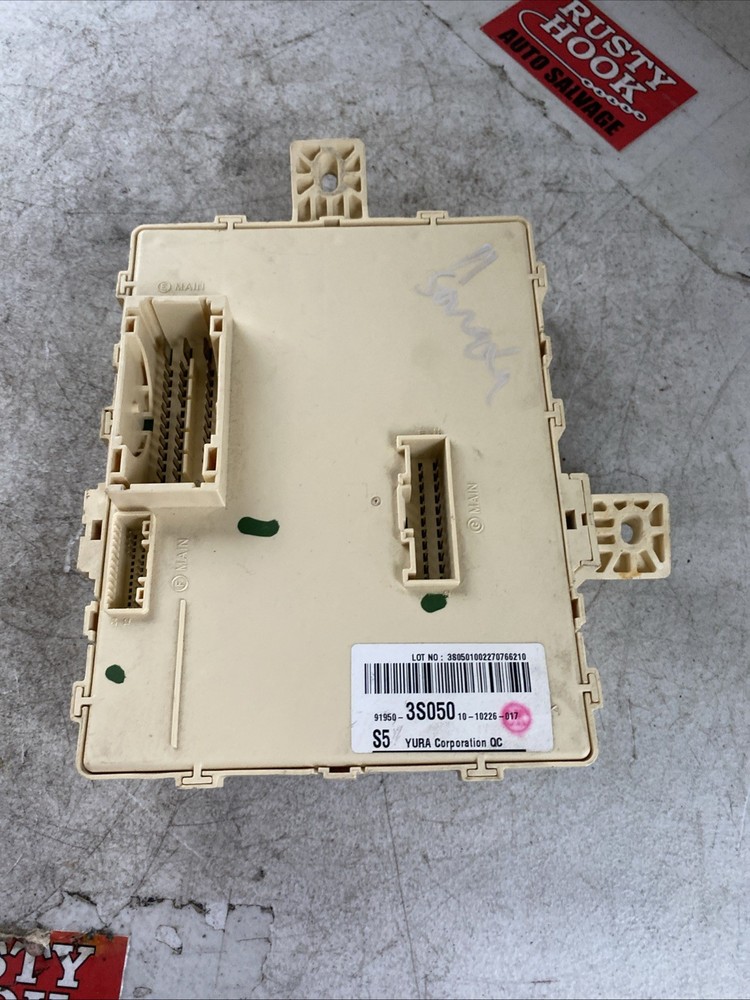 2011 Hyundai Sonata Interior Fuse Box 91950-3S050