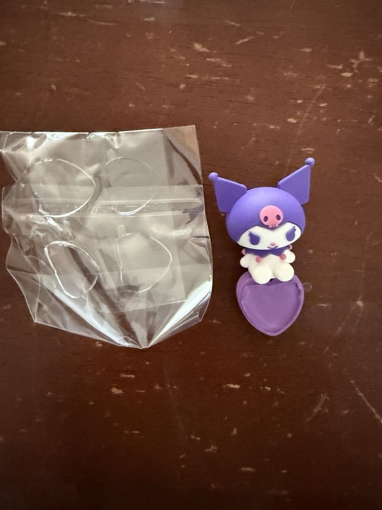 Sonix x Sanrio Sweethearts Hello Kitty and Friends Surprise Peeker - Kuromi