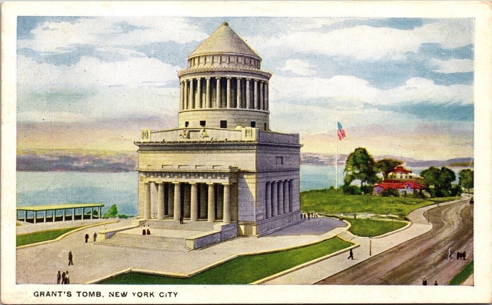 Grants Tomb Monument Landmark New York City US Flag People Postcard Unused UNP