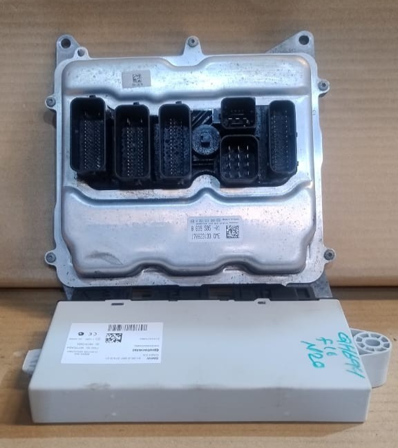 BMW 520i F30 F31 F32 LCI N20 ENGINE CONTROL UNIT ECU +CAS DME - 8639595