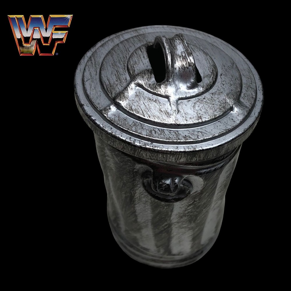 Vintage 90's Wwf Wwe Jakks Pacific Weapon Accessory Trash Can w Lid