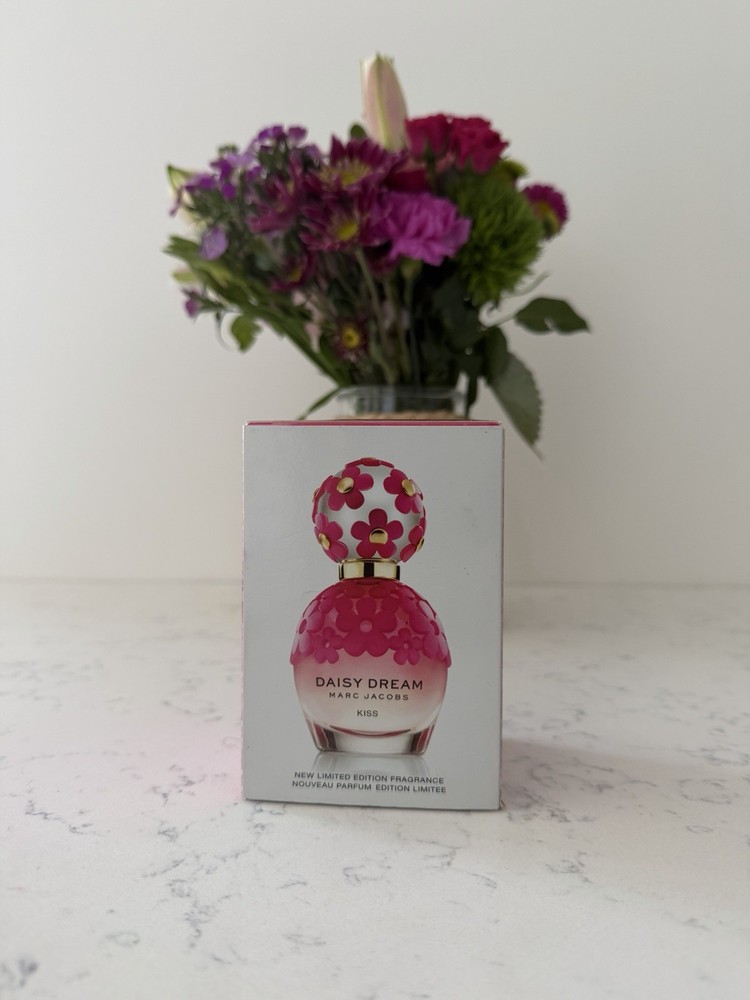 Marc Jacobs Daisy Dream Kiss 1.7oz Women's Eau de Toilette