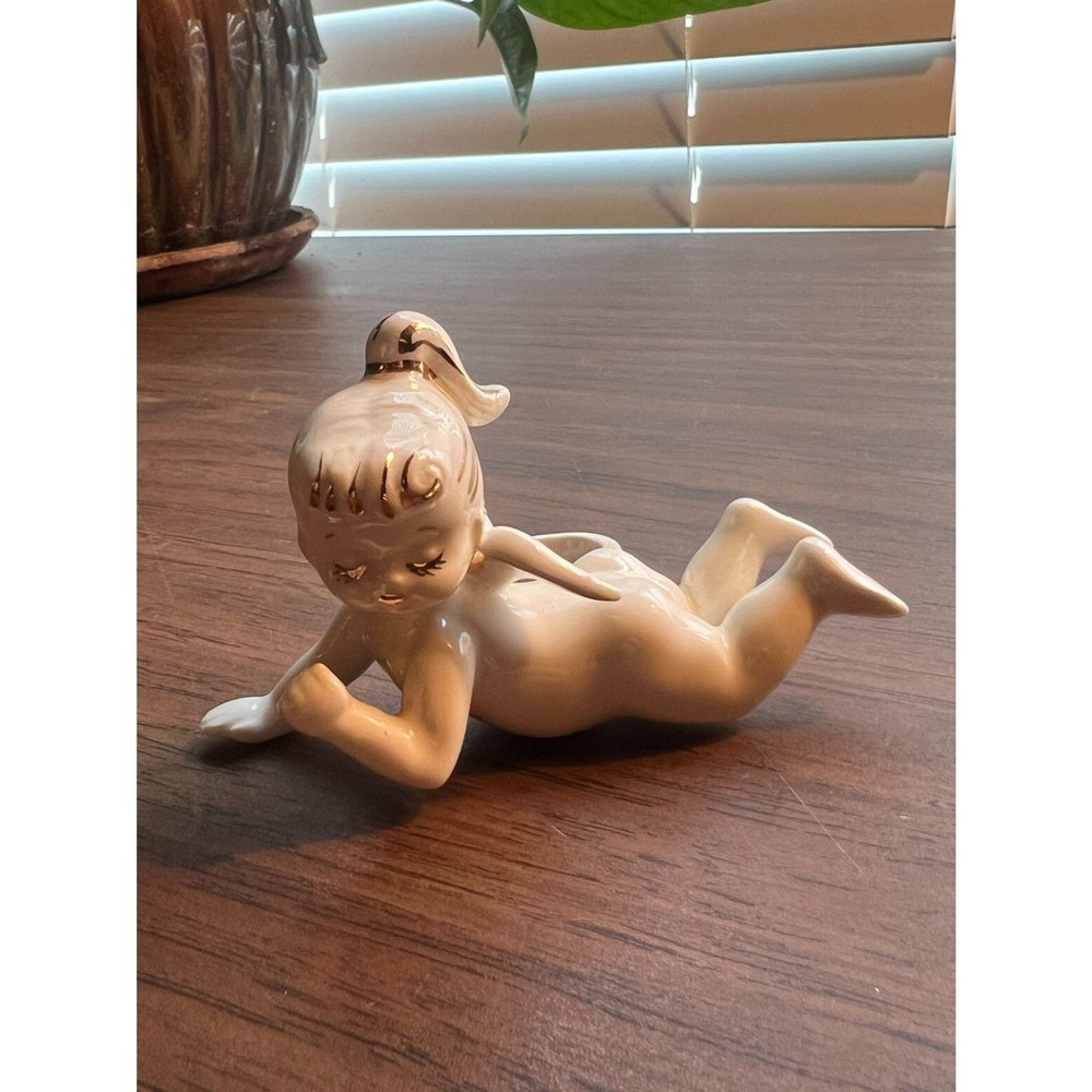 Vintage 1950s Ceramic Angel CANDLE RING / HUGGER - Taper Candle Decor Kitsch
