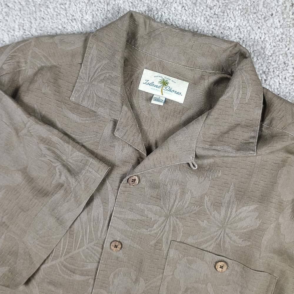 Island Shores Men L Hawaiian Shirt Khaki Rayon Blend Jacquard Floral Camp Beach