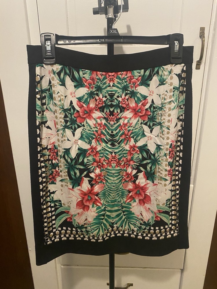 Alfani Women's Skirt Size 4 Black Knee Length Floral Print