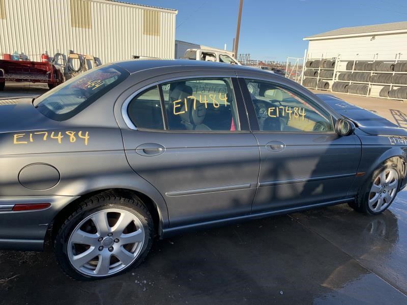 X TYPE    2004 Fuel Filler Door 855993