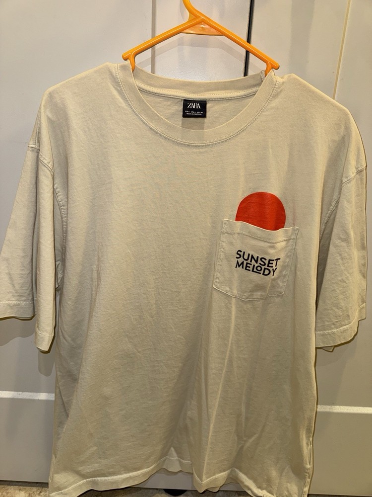 ZARA Men's Beige Graphic Pocket Cotton T-Shirt Size L Sunset Melody
