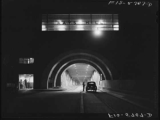 Photo:Pennsylvania Turnpike Rays Hill Tunnel 1940s Night View Auto